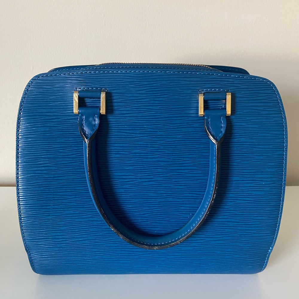 ❌SOLD❌ Louis Vuitton Blue Epi Pont Neuf - Picture 6 of 14